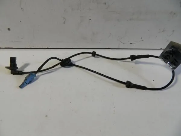 Датчик ABS NISSAN X-TRAIL T30 Перед Лев (Контрактный)