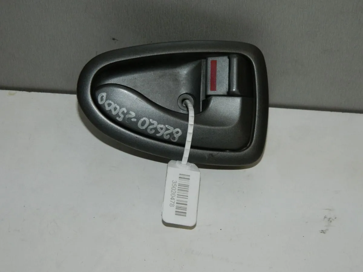 Ручка двери HYUNDAI ACCENT LC Прав (Б/У) 35020478