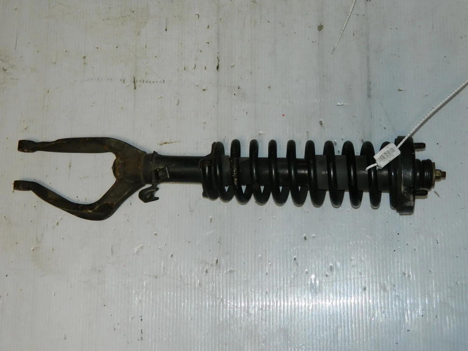 Стойка подвески HONDA ODYSSEY RA1 Перед Прав (Контрактный) 45976750