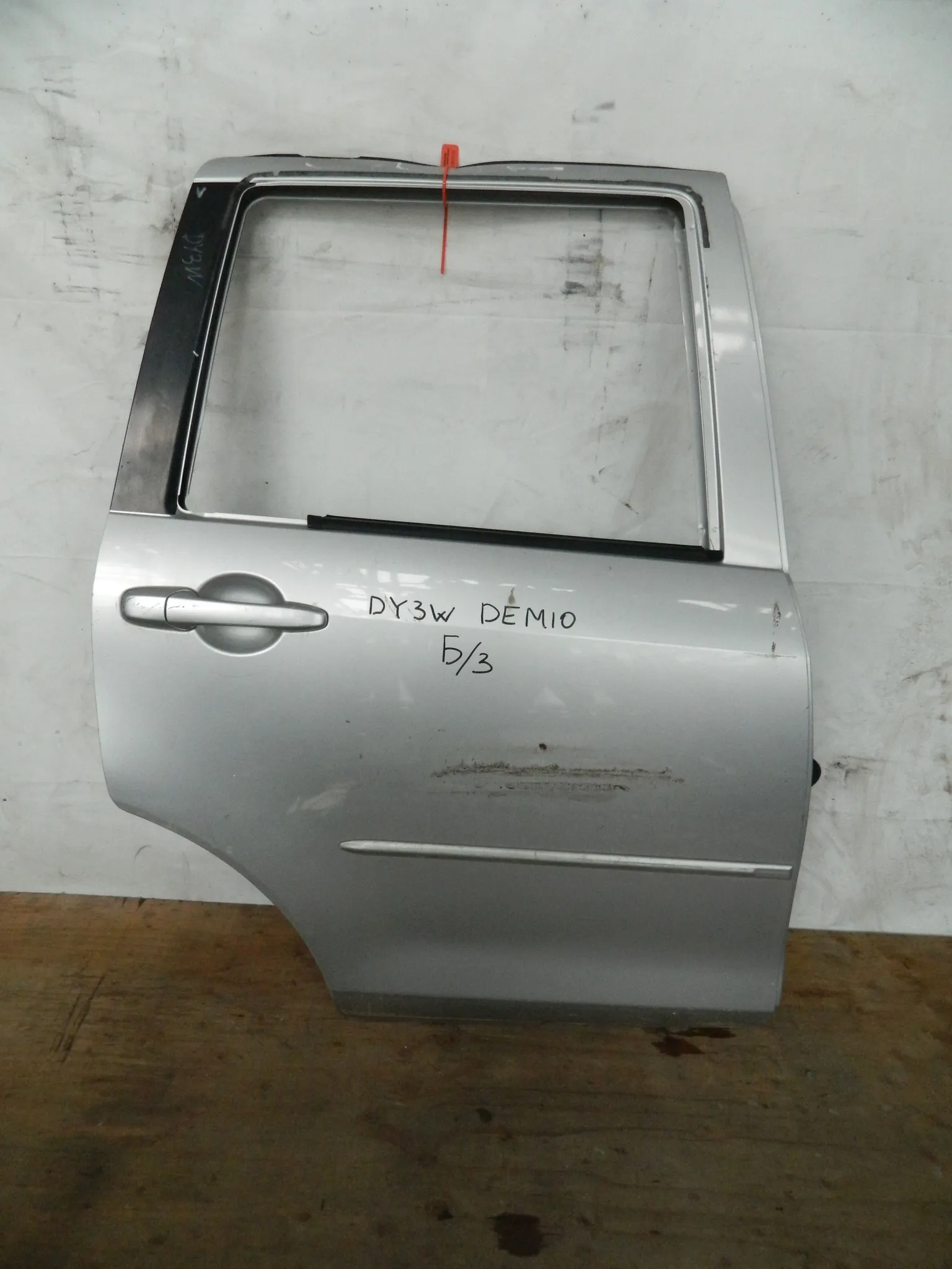 Дверь MAZDA DEMIO DY3W Зад Прав (Контрактный) 72355702