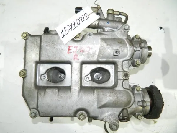 Головка блока цилиндров SUBARU EJ205 Прав 15710212 (Контрактный)