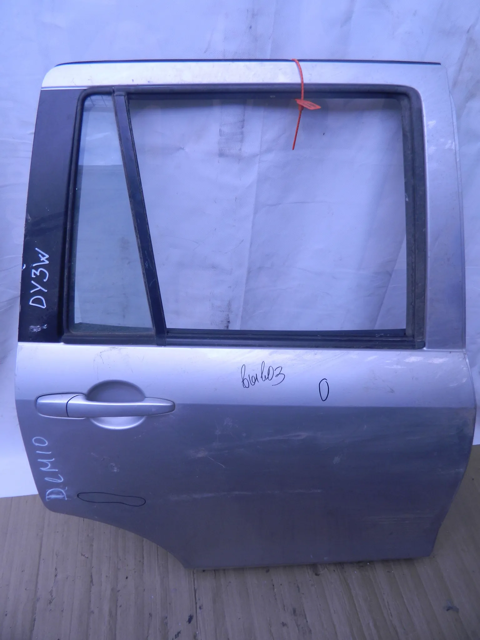 Дверь MAZDA DEMIO DY3W Зад Прав (Контрактный) 65243008