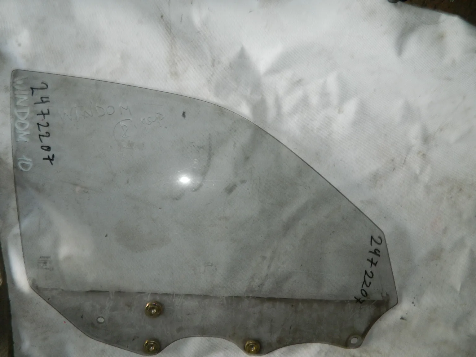 Стекло двери TOYOTA WINDOM 10 Перед. Прав (Контрактный) 2472207W