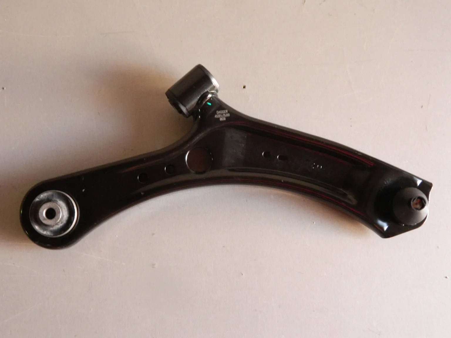 Рычаг GENERAL PARTS 4520179J00 SUZUKI SX4 Перед Прав