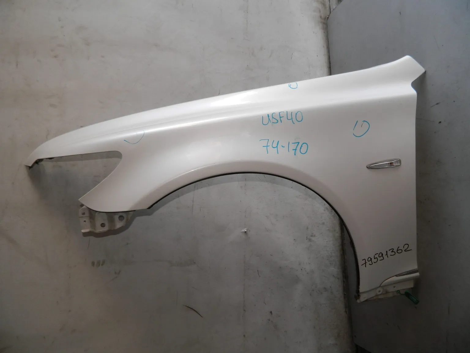 Крыло LEXUS LS460 USF40 Перед Лев (Контрактный) 79591362