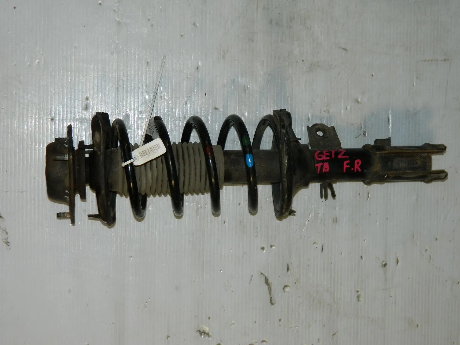 Стойка подвески HYUNDAI GETZ Перед Прав (Контрактный)