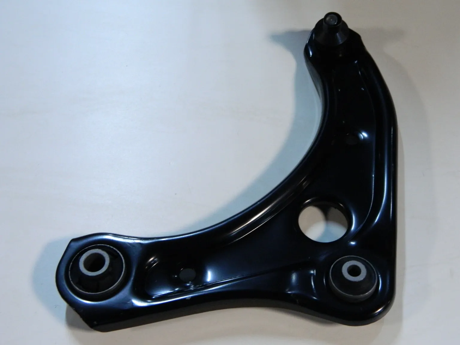 Рычаг GENERAL PARTS 545011HJ0A K13 / E12 / N17 Перед Лев