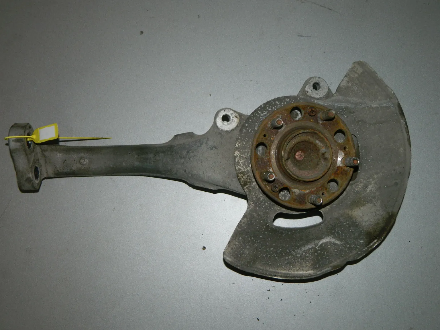 Ступица HYUNDAI EQUUS VI Перед Лев (Б/У) 40940135