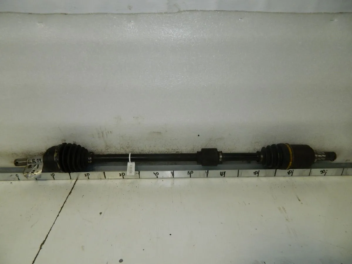 Привод NISSAN CUBE Z11 CR14DE Перед Прав (Контрактный) 35015605