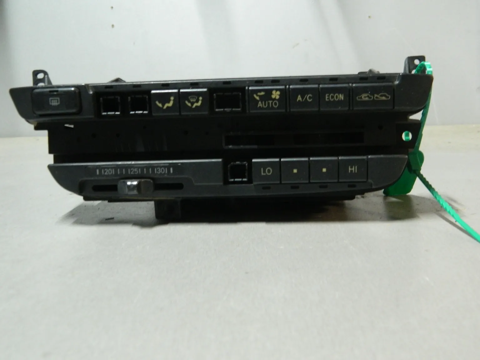 Блок управления климат-контролем TOYOTA CARINA AT191 (Контрактный) 81540581 886502B250