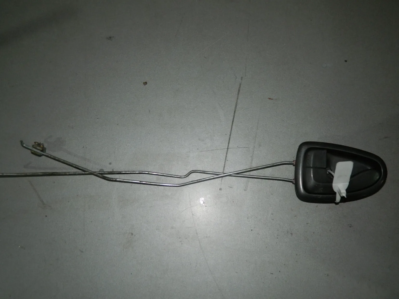 Ручка двери HYUNDAI ACCENT LC Лев (Б/У) 35020032