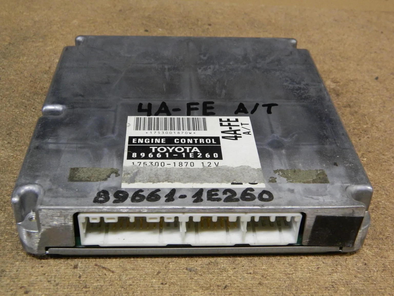 Блок управления ДВС TOYOTA SPRINTER 4AFE (Контрактный) 9864 896611E260