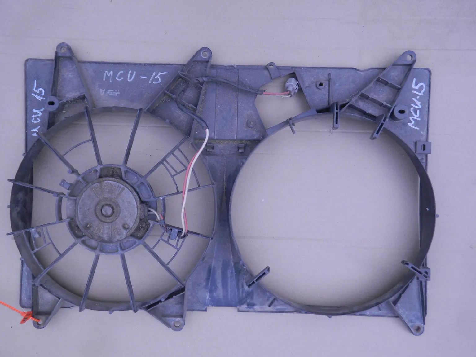 Диффузор радиатора TOYOTA HARRIER MCU15 (Контрактный) 65243169