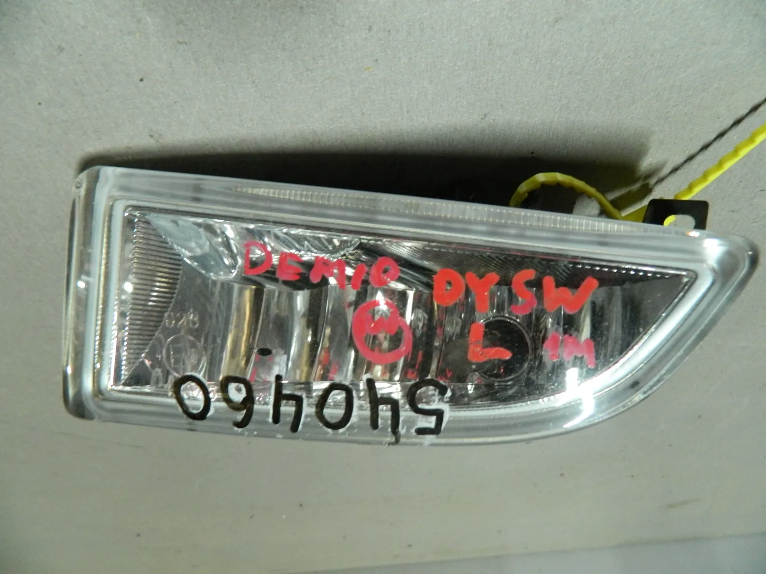 Фара противотуманная MAZDA DEMIO DY3W Перед Лев 2575 (Контрактный) 79768105