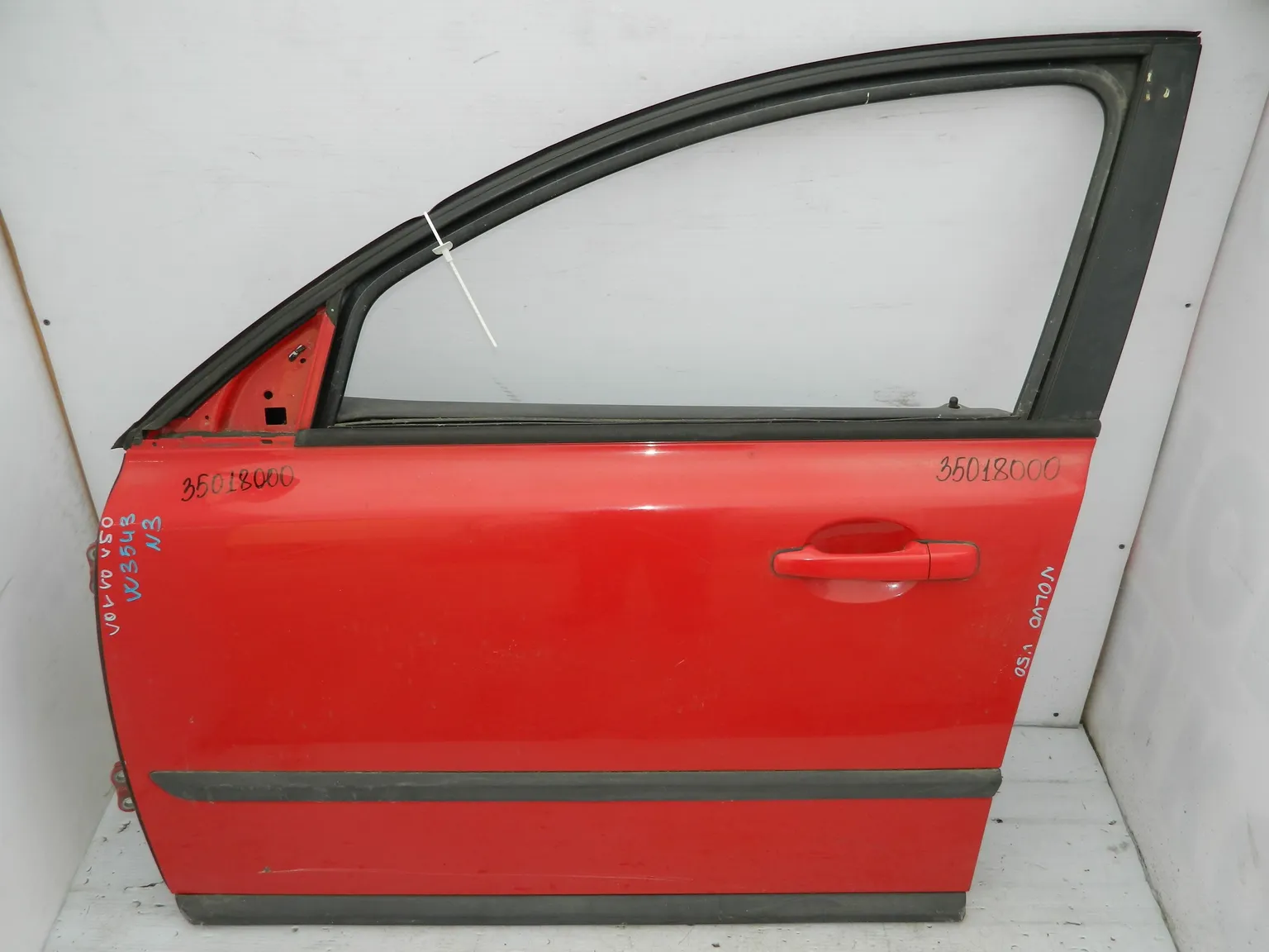 Дверь VOLVO V50 Перед Лев (Контрактный)