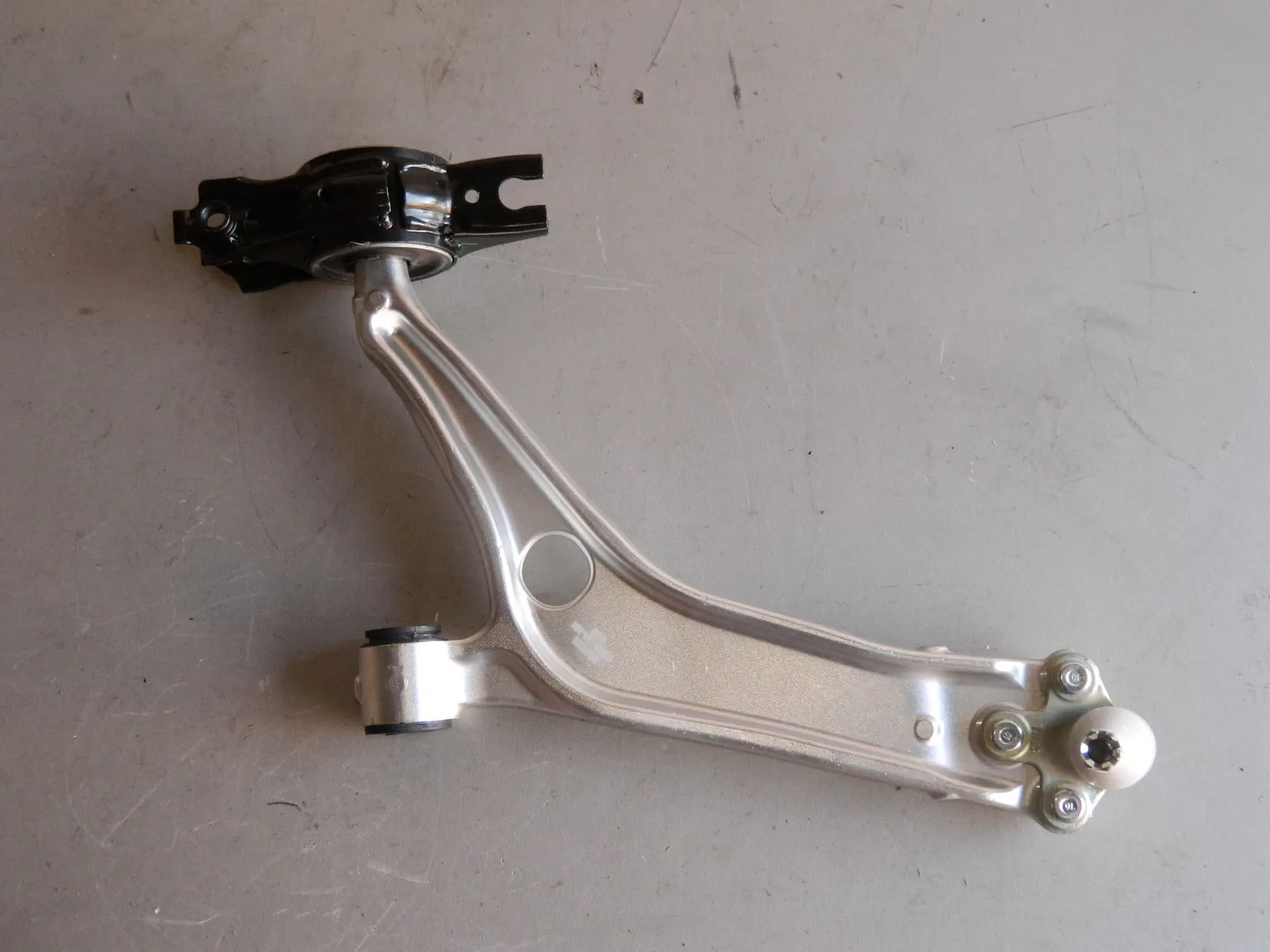 Рычаг GENERAL PARTS 51360TVAA04 HONDA ACCORD 18- Перед Лев