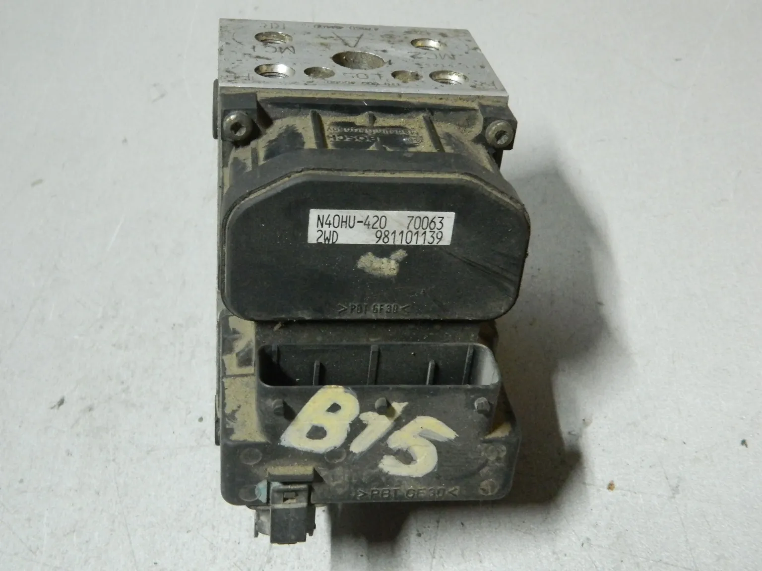 Блок ABS NISSAN SUNNY B15 (Контрактный) 81532794 476604M400