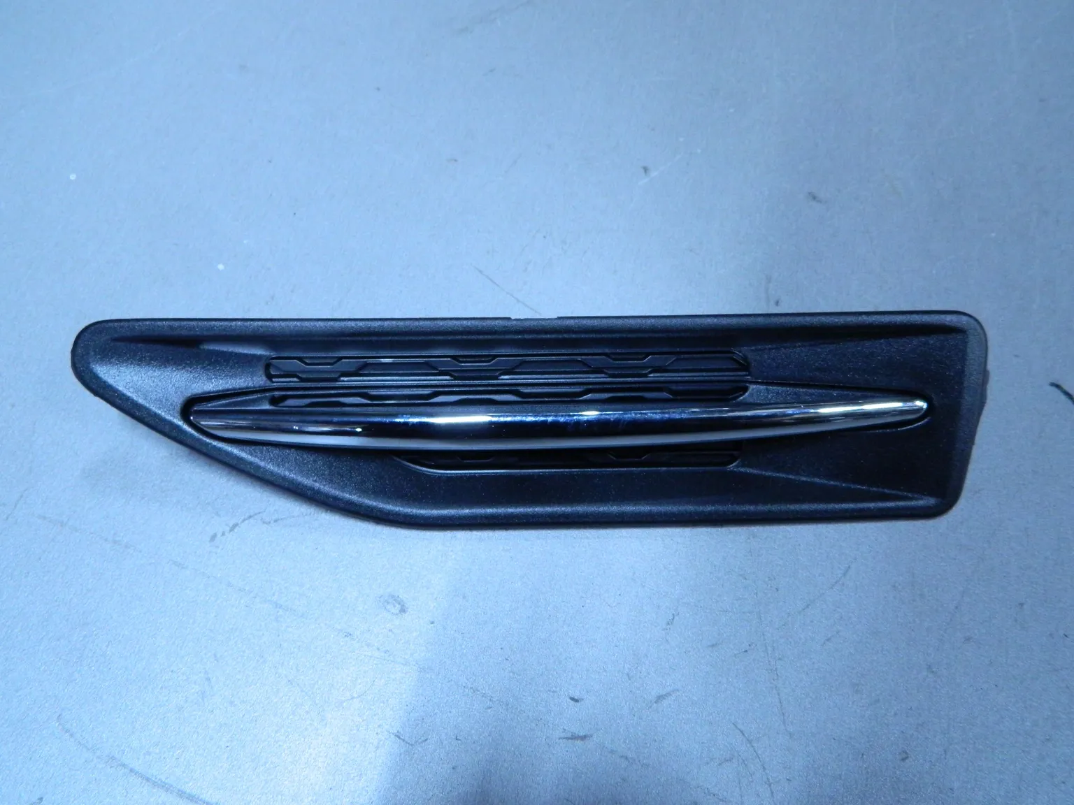 Заглушка в крыло JORDEN JH03K2004CL KIA RIO 4 LH 877714Y000