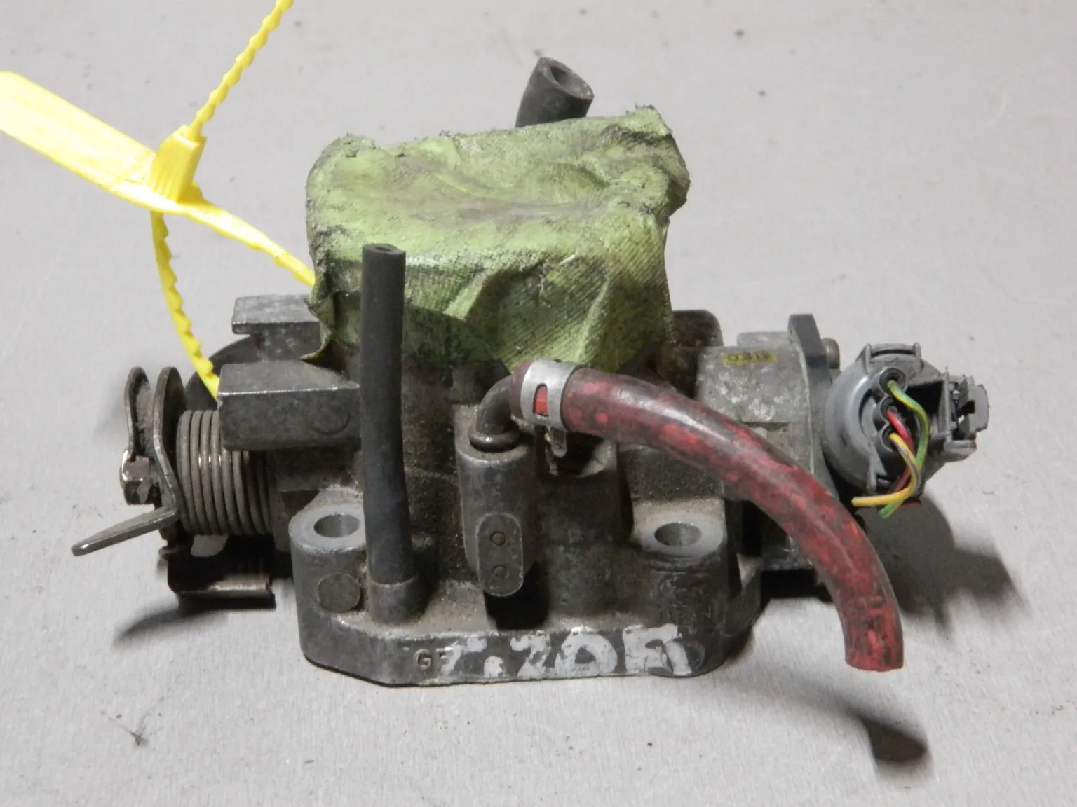 Дроссельная заслонка HONDA G20A (Контрактный) 79780611