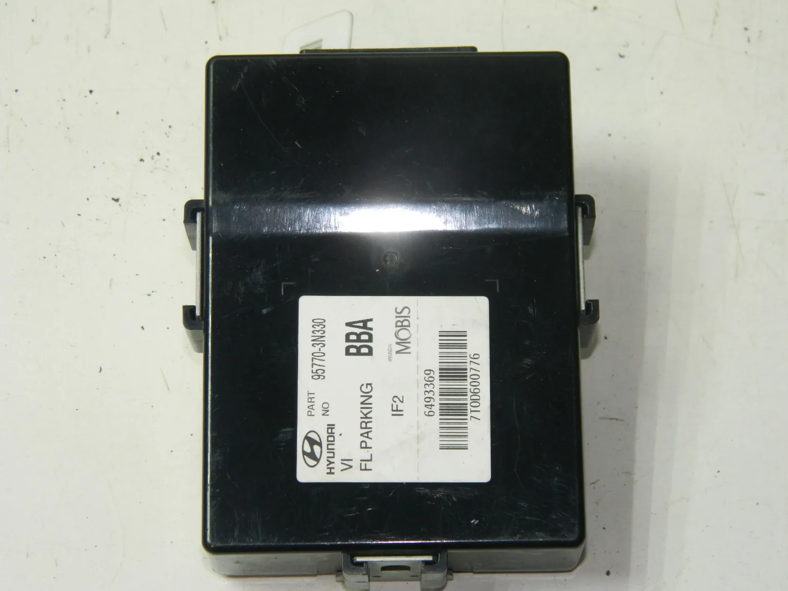 Блок управления парктроником HYUNDAI EQUUS G6DA 2013-2015 (Б/У) 35021105 957703N330