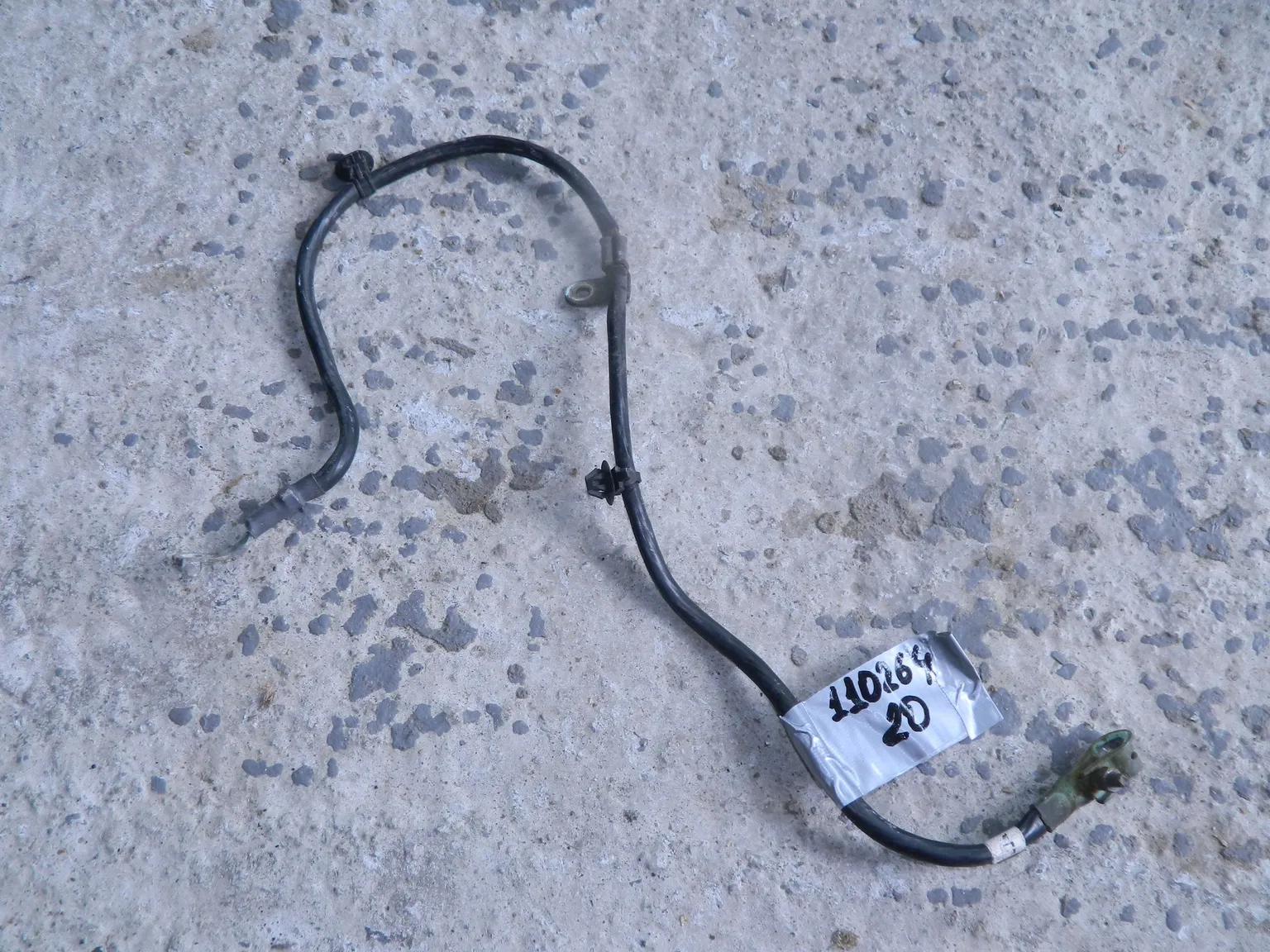 Клемма аккумулятора (-) NISSAN X-TRAIL NT31 MR20DE (Контрактный) 11026420