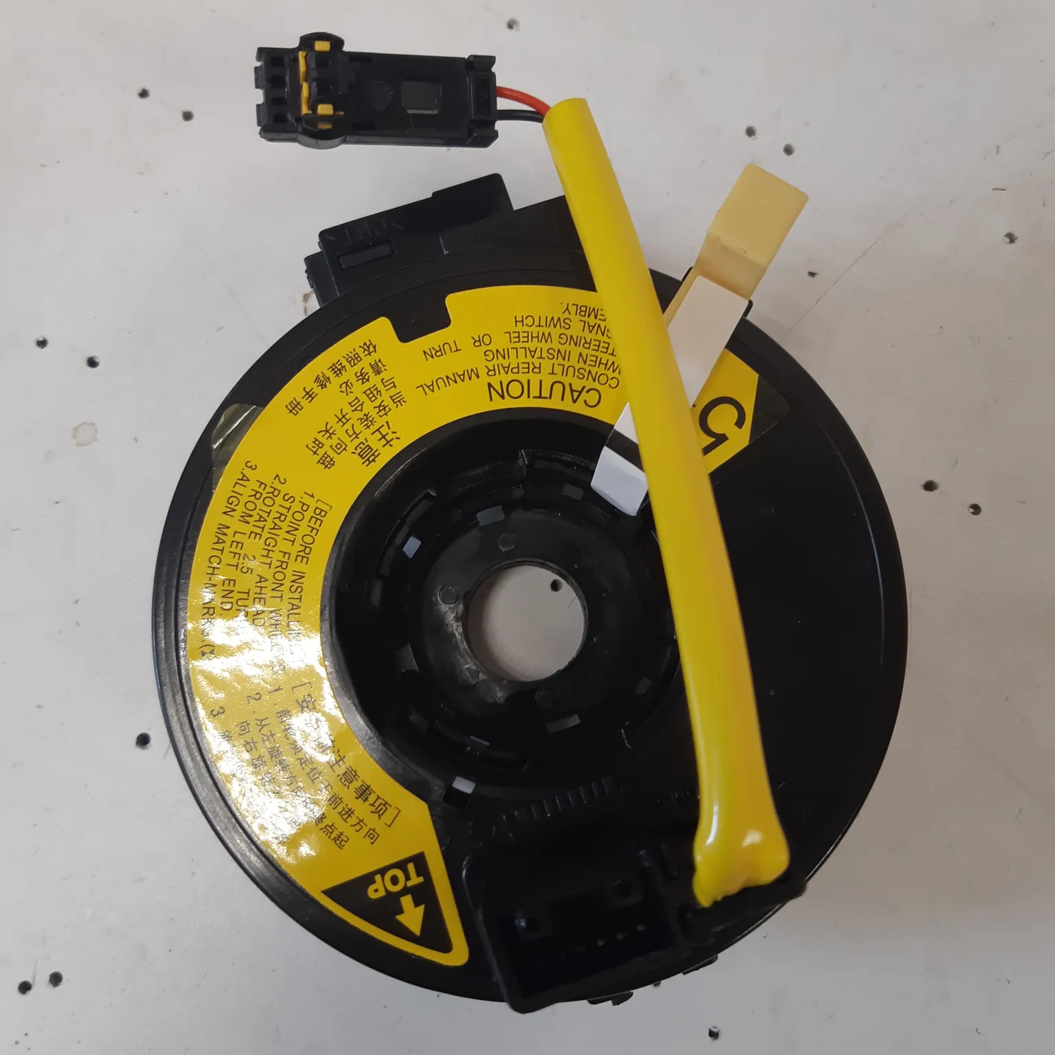 Шлейф подрулевой GENERAL PARTS 3748073H20 SUZUKI GRAND VITARA/ESCUDO TA74W, TD54W, TD94W