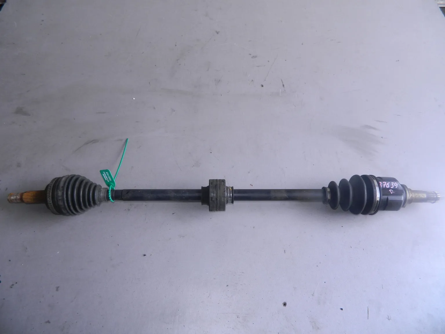 Привод TOYOTA PRIUS NHW20 Перед Прав (Контрактный) 79591423