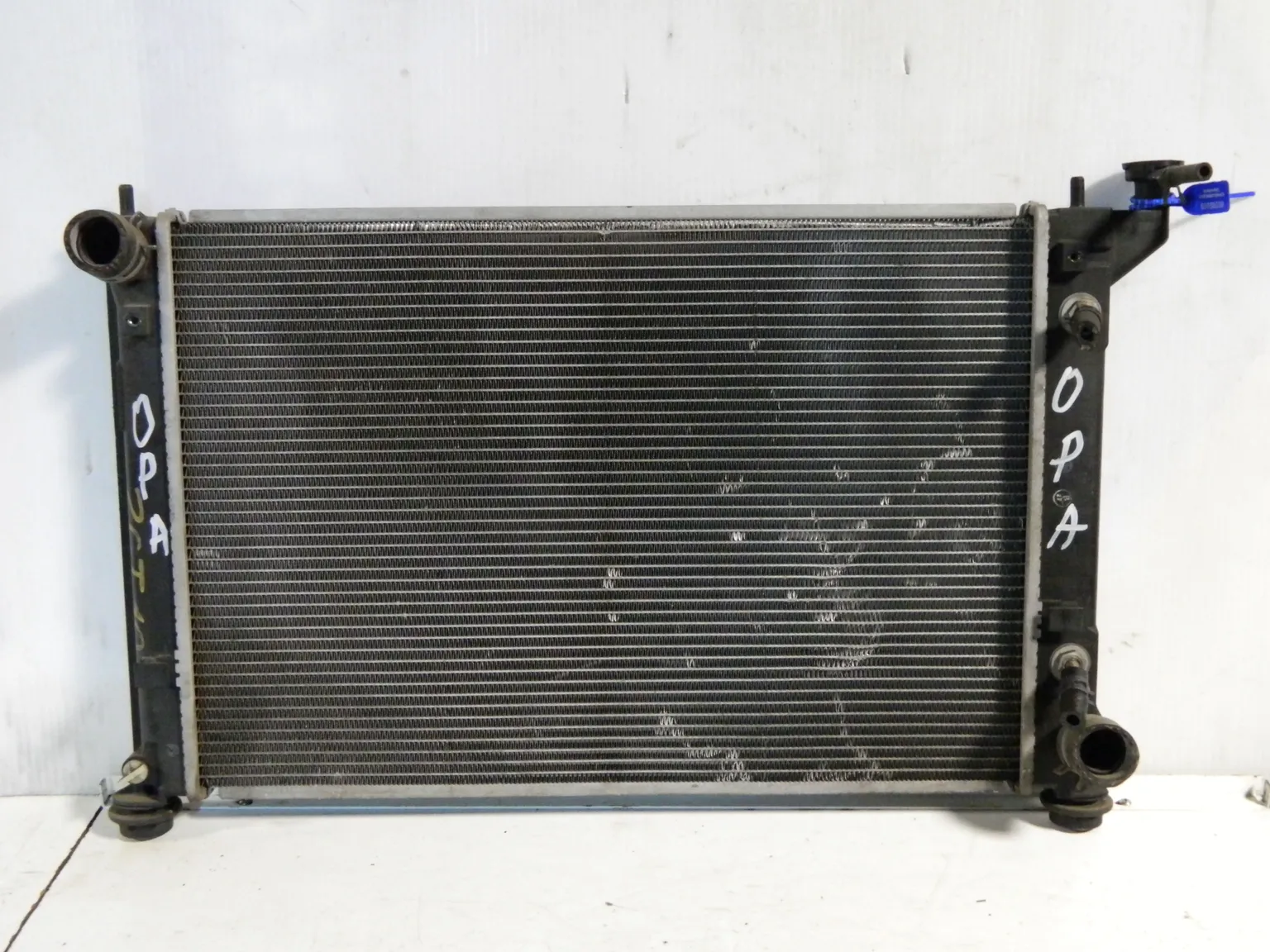 Радиатор ДВС TOYOTA OPA ZCT10 (Контрактный) 69838039