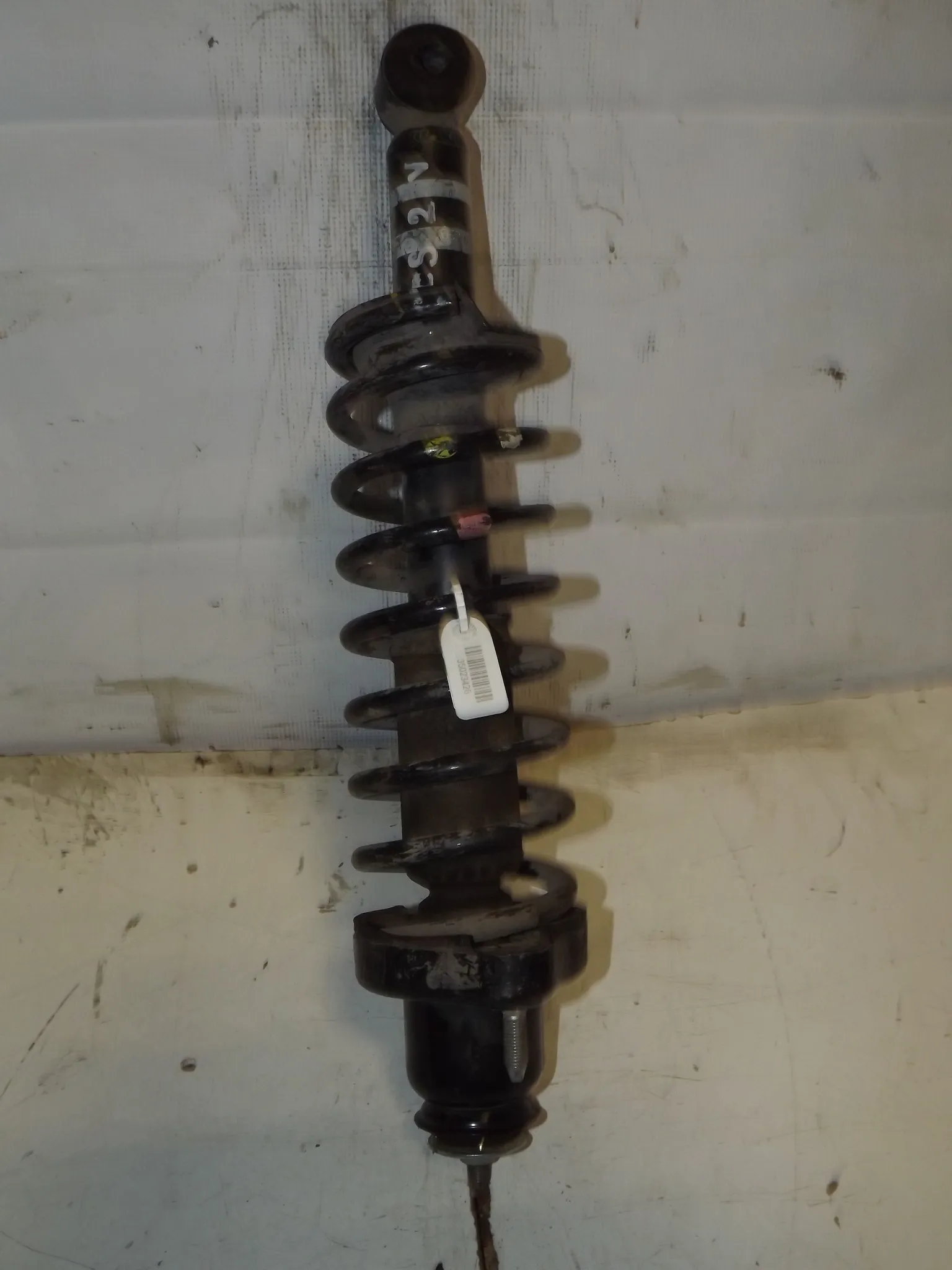 Стойка подвески MITSUBISHI LANCER CS2V Зад (Контрактный)