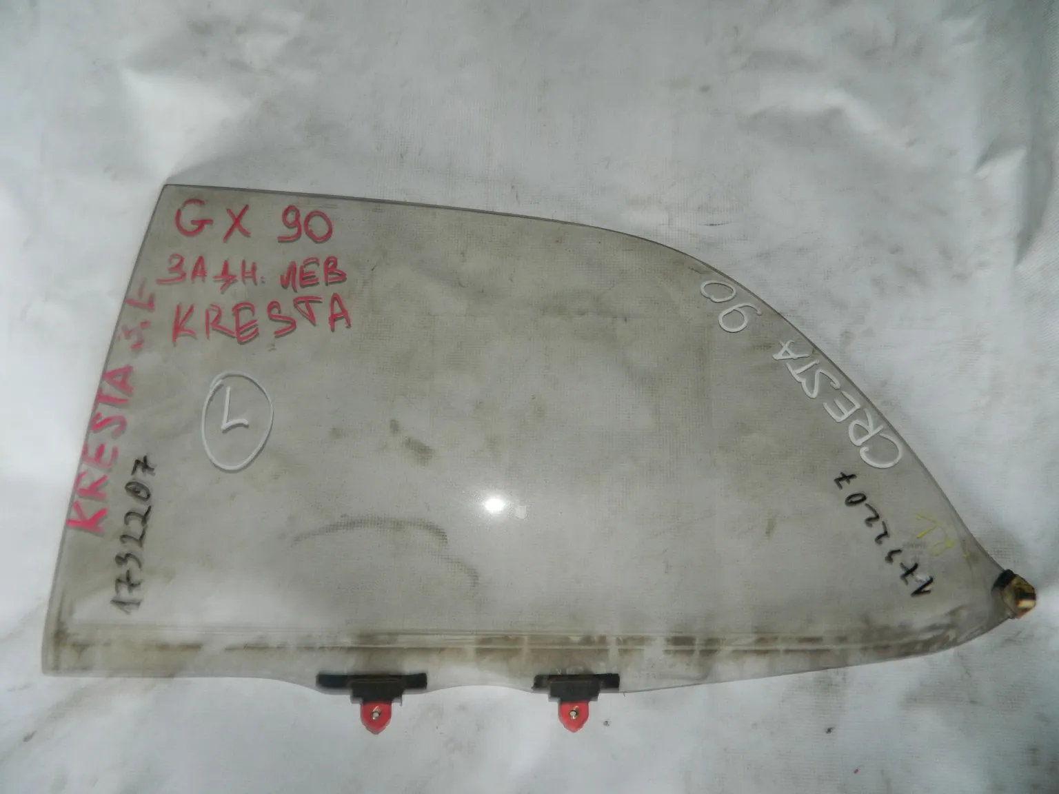 Стекло двери TOYOTA CRESTA GX90 Задн. Лев (Контрактный) 1732207