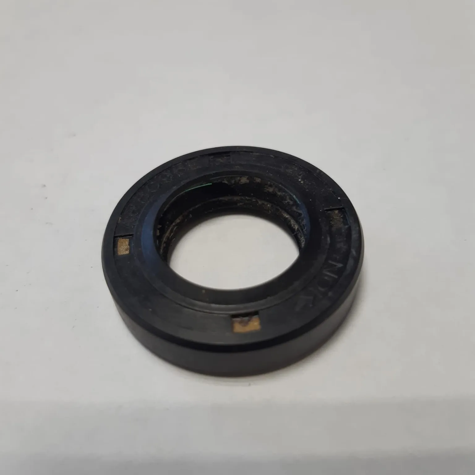 Сальник NOK AP8096E0 TOYOTA Corona,Mark,LiteAce,Noah,Ipsum 19x32x7 9031119002