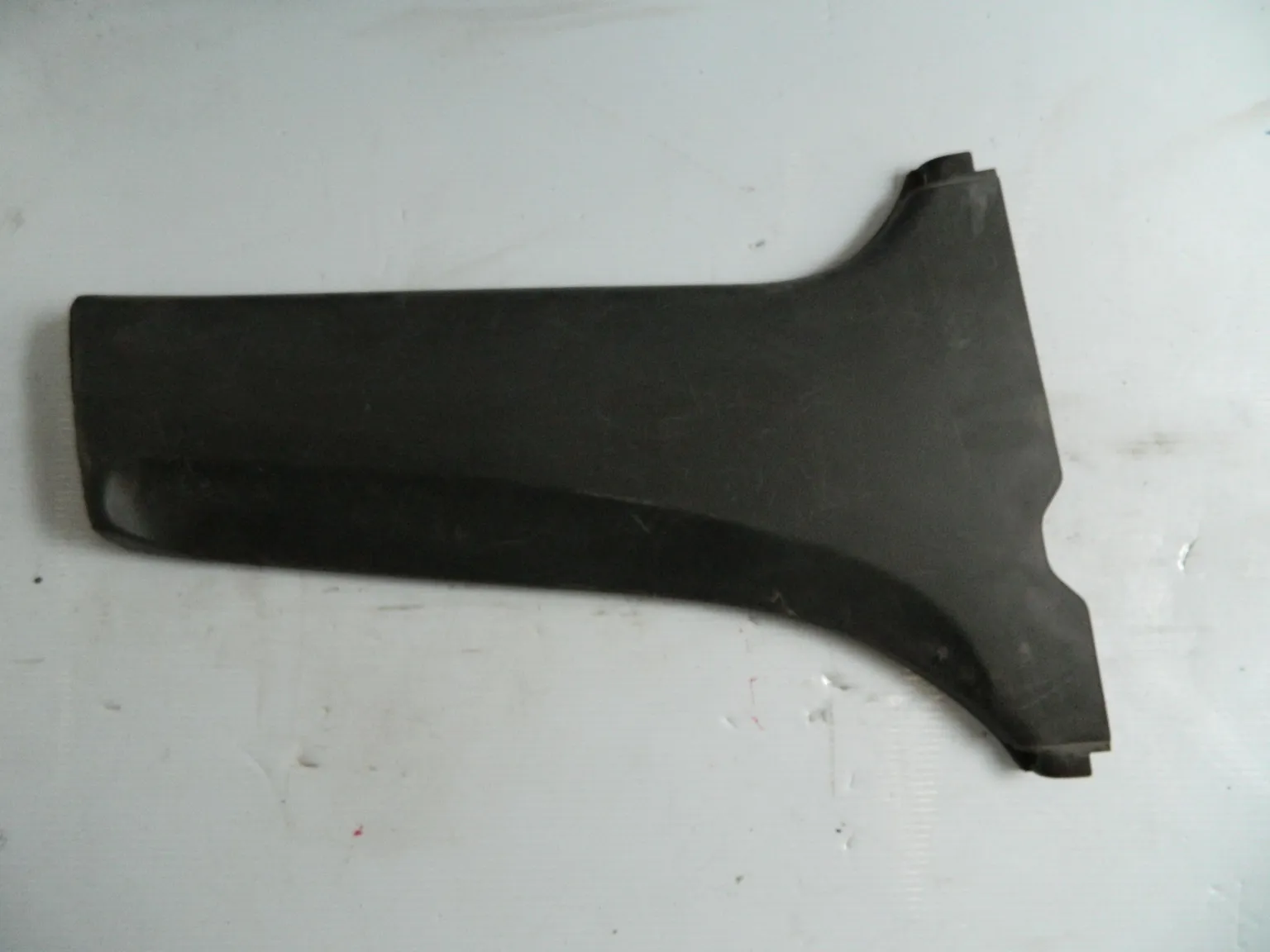 Обшивка стойки TOYOTA CAMRY ACV40 Прав Низ (Контрактный) 4352604 6241333070B2