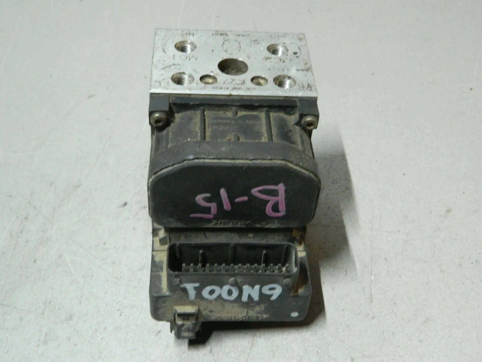 Блок ABS NISSAN SUNNY B15 (Контрактный) 81532820 476606N001