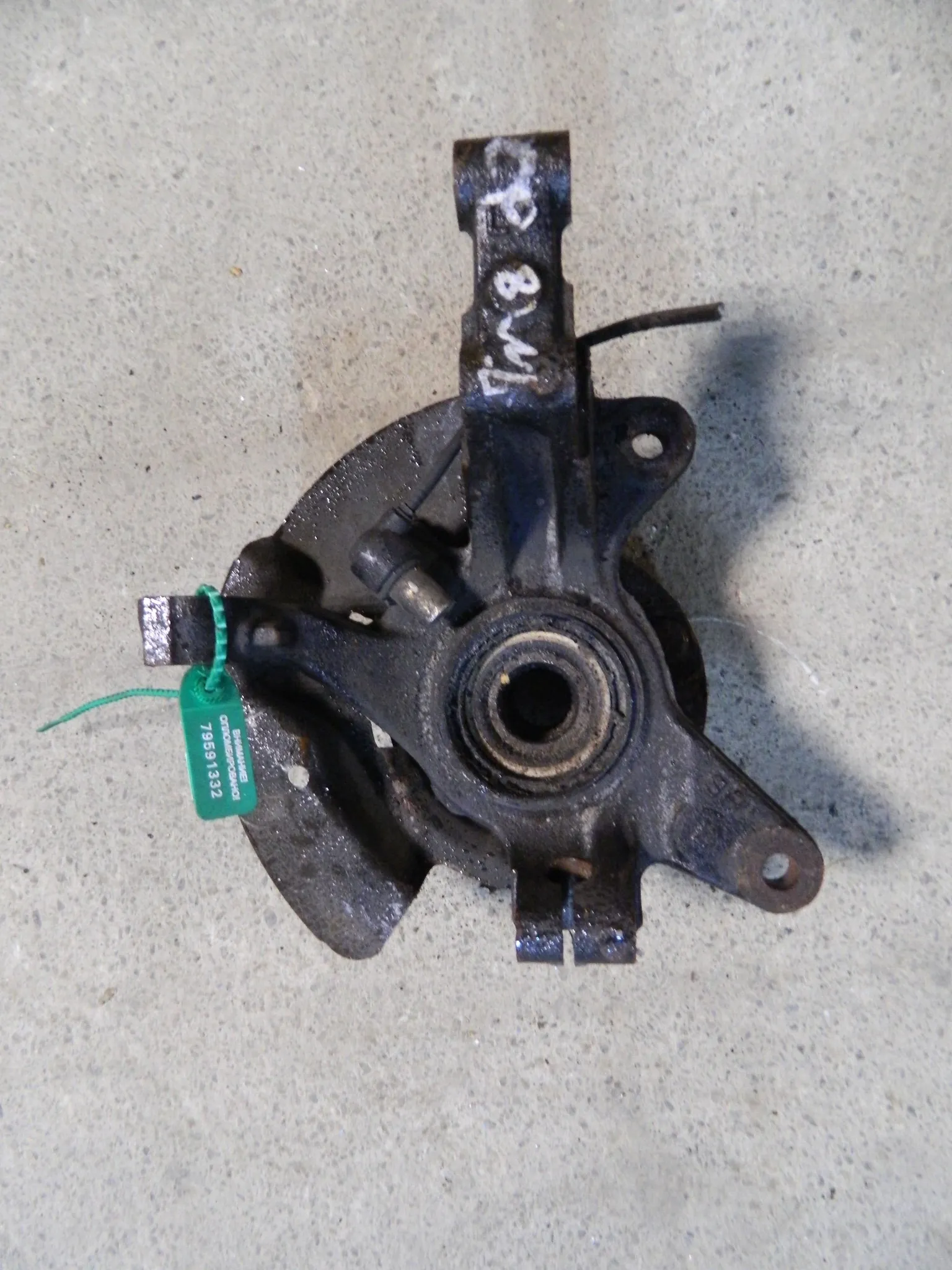 Ступица MAZDA PREMACY CP8W Перед Лев (Контрактный) 79591332