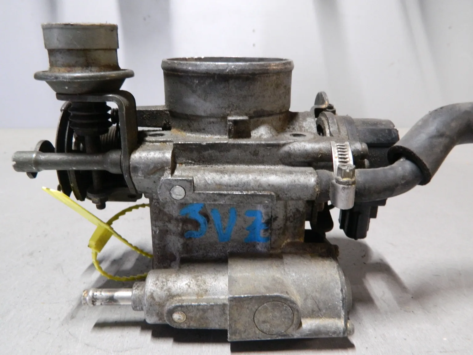 Дроссельная заслонка TOYOTA 3VZFE (Контрактный) 79780300