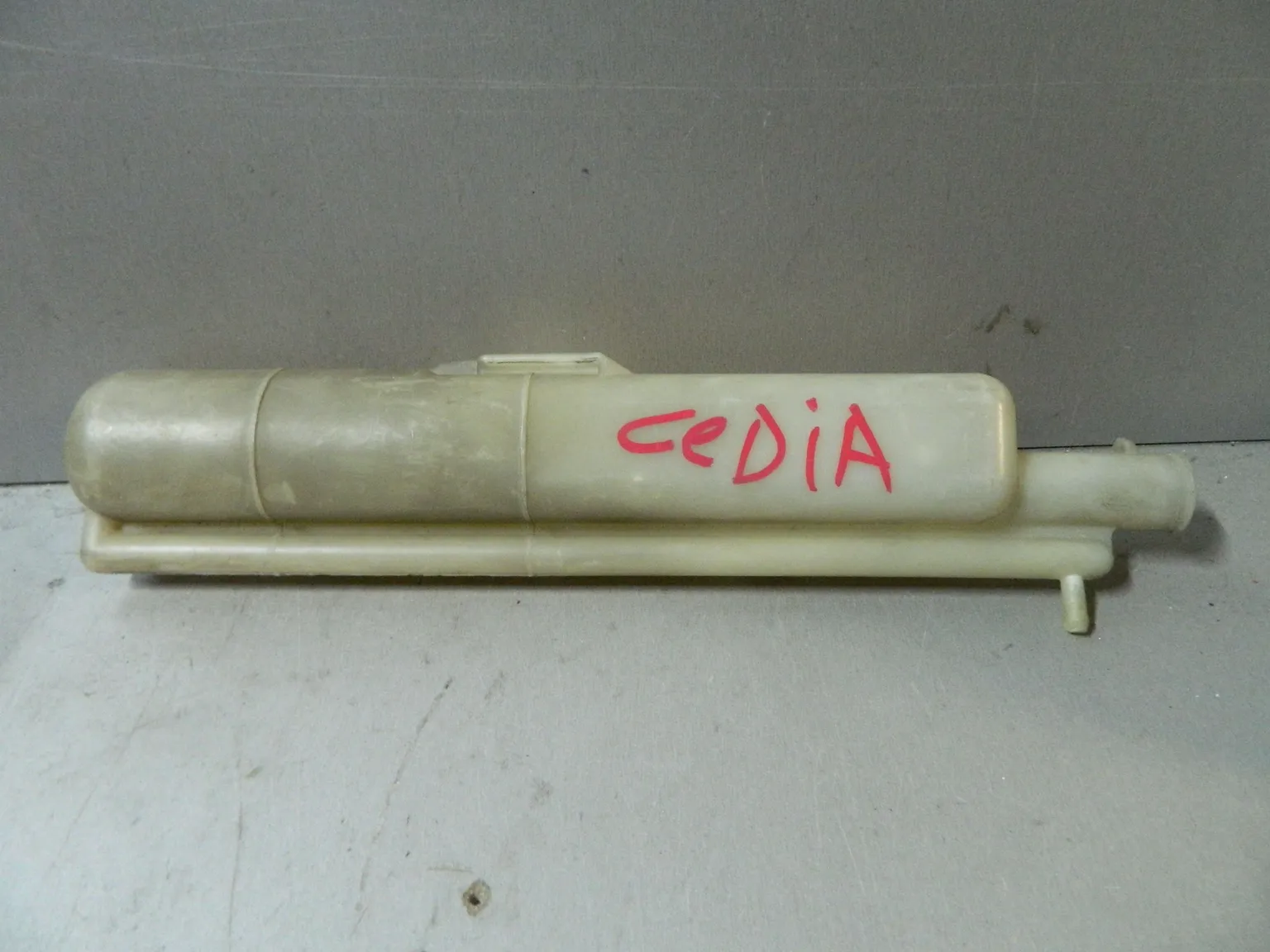 Бачок расширительный MITSUBISHI LANCER CEDIA CS5W (Контрактный) 79591913