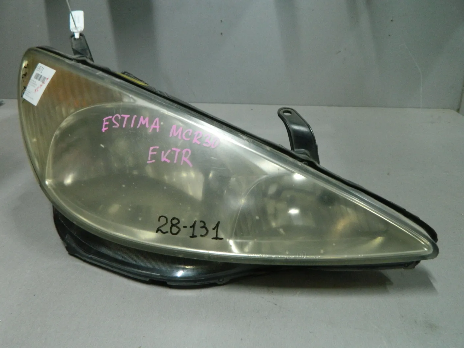 Фара TOYOTA ESTIMA ACR30 Перед Прав 28131 (Контрактный) 03344643