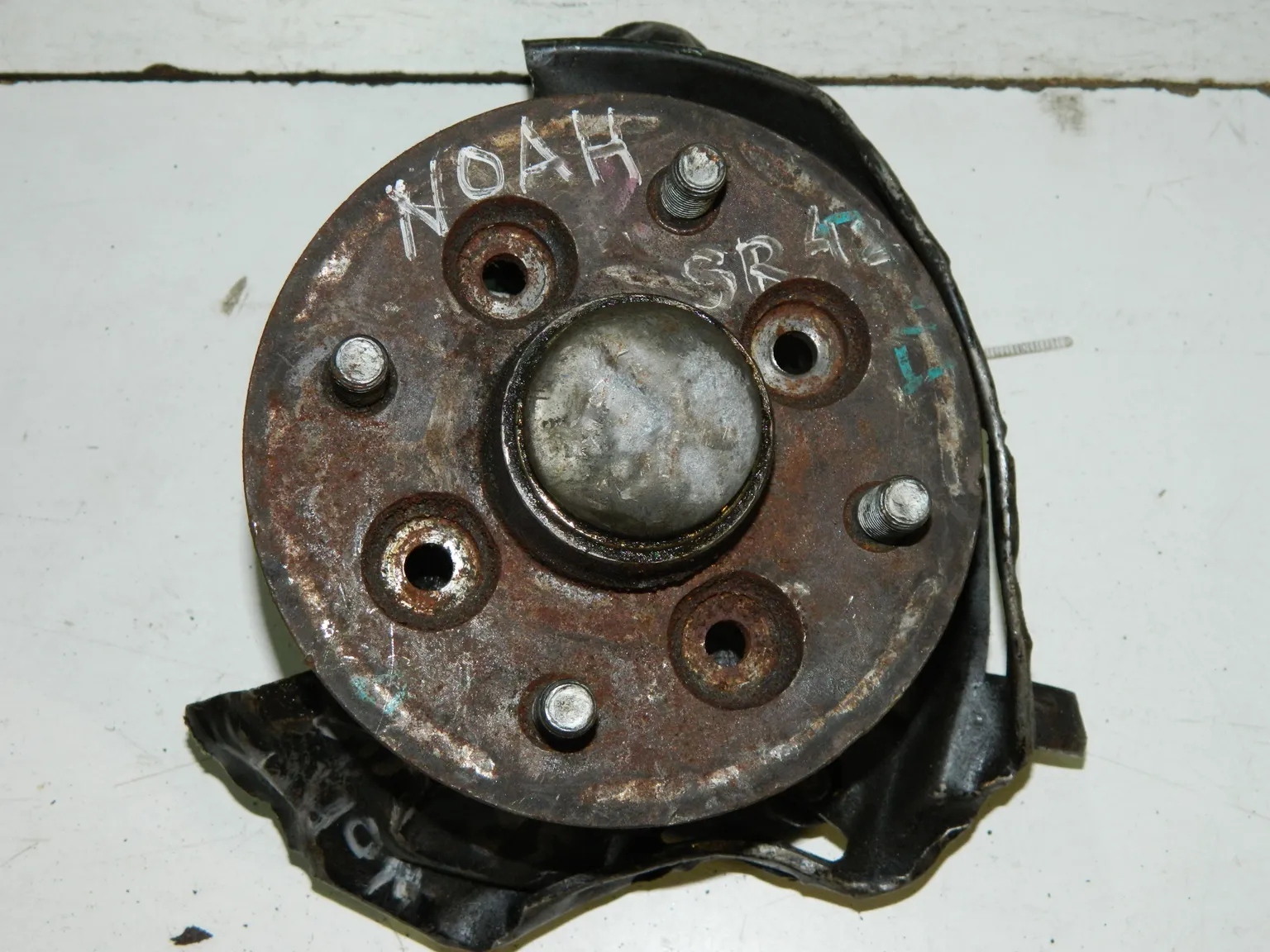 Ступица TOYOTA LITE ACE NOAH SR40 Перед Прав (Контрактный) 45976324