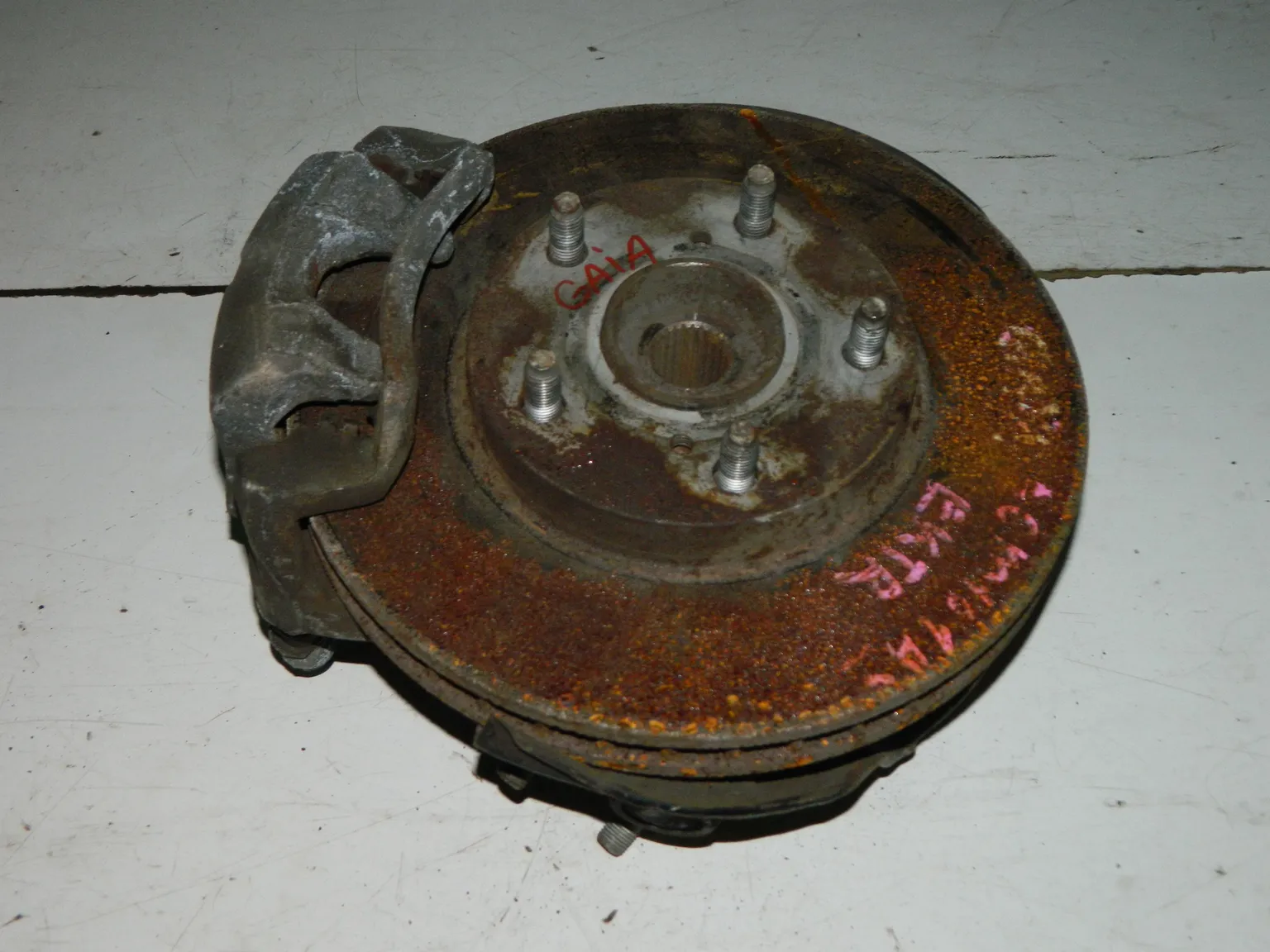 Ступица TOYOTA GAIA ACM10 Перед Лев (Контрактный) 40940814