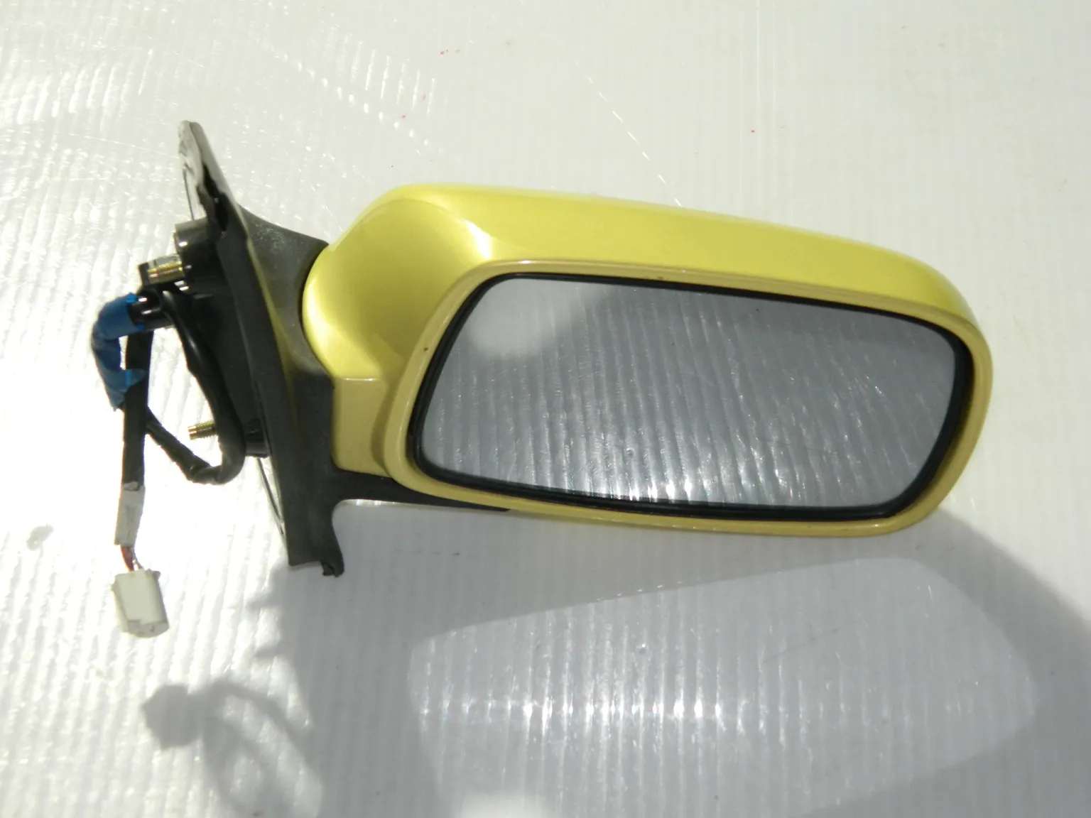 Зеркало TOYOTA IST NCP Перед. Прав (Контрактный) 170211