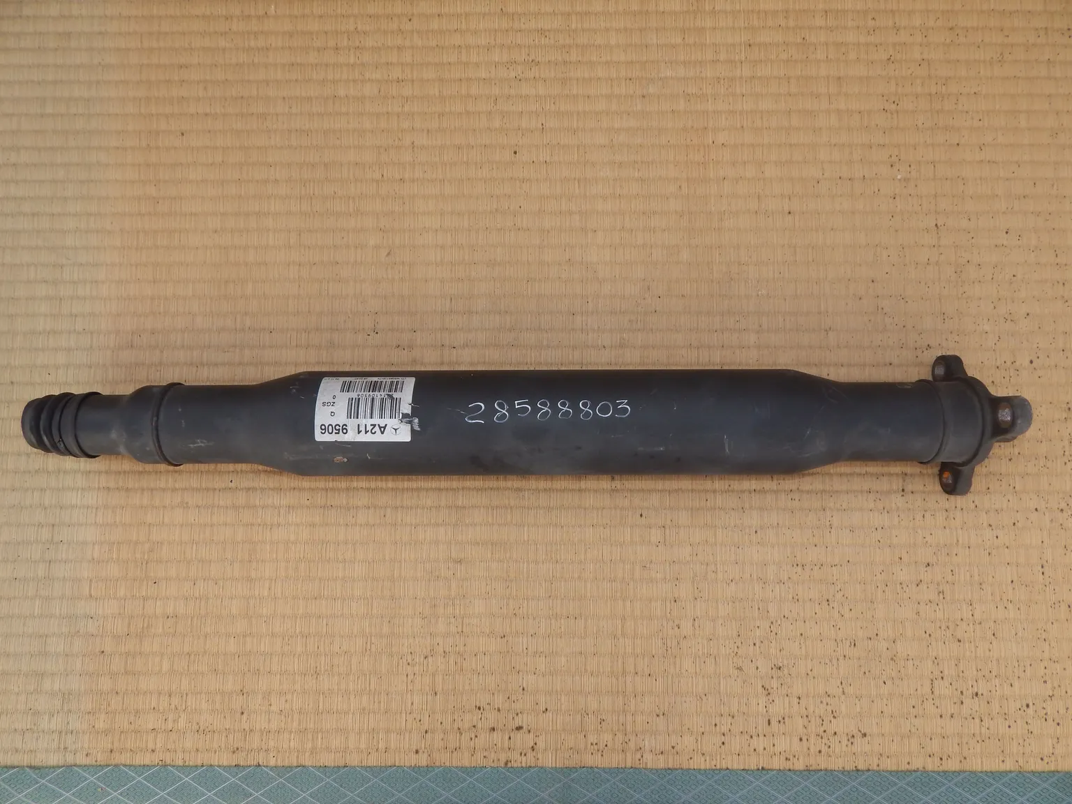 Карданный вал MERCEDES-BENZ E-CLASS W211 (Контрактный) 28588803