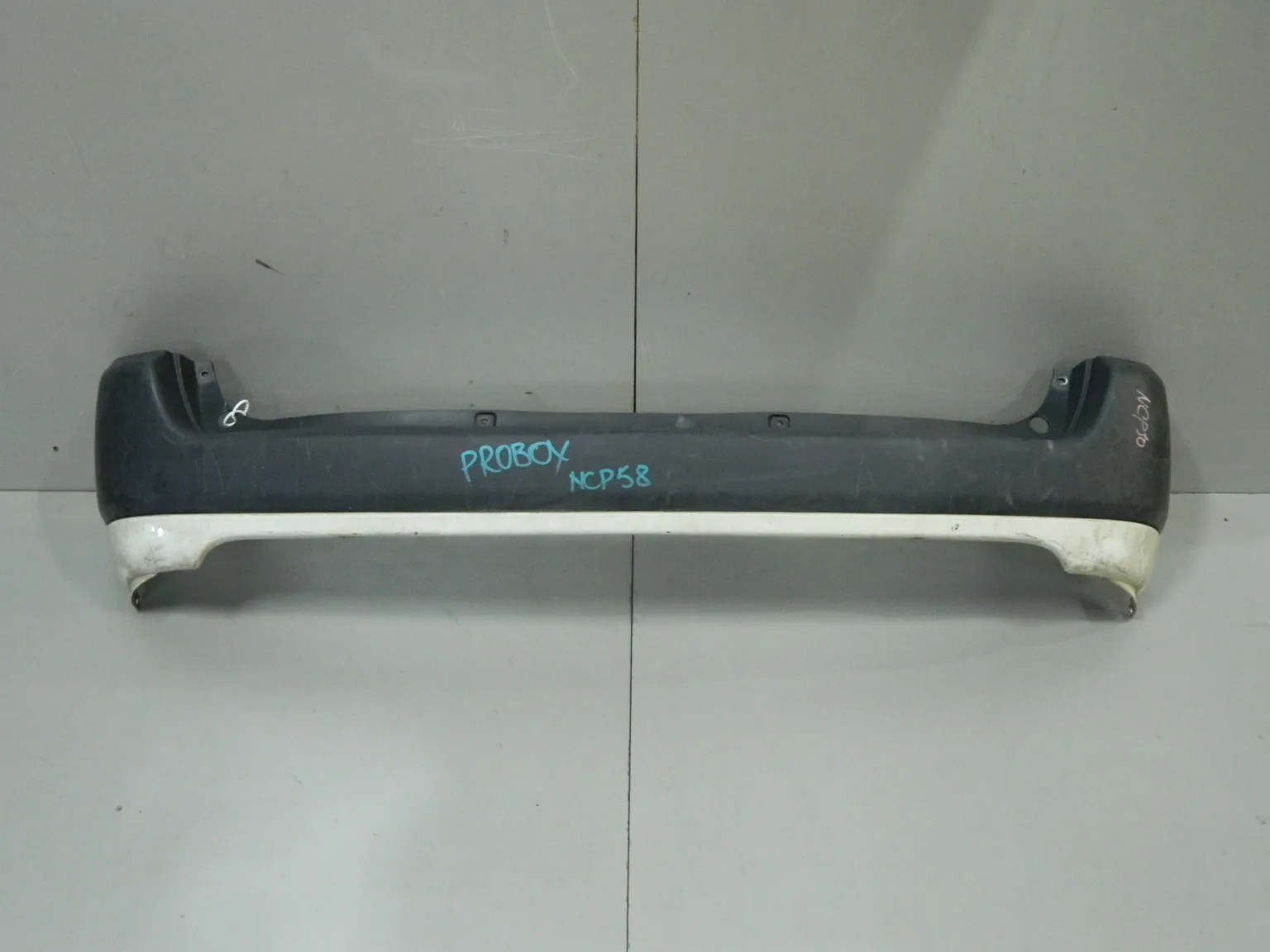 Бампер задний TOYOTA PROBOX NCP50 (Контрактный) 46098333