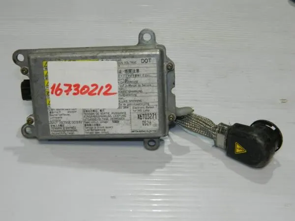 Блок розжига ксенона HONDA ACCORD CL3 ( Контрактный) X6T03271