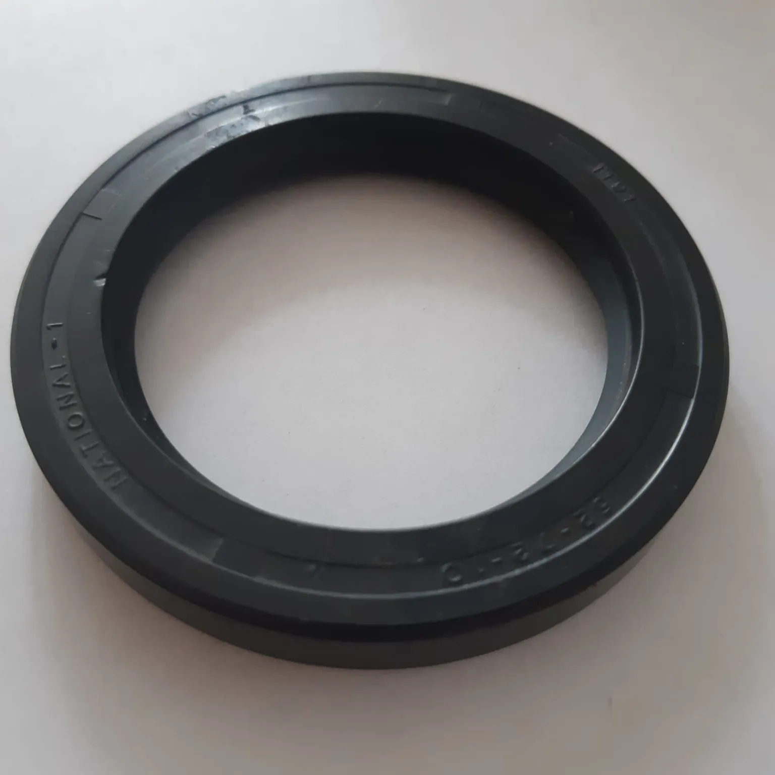 Сальник GENERAL PARTS 12010977B GAZ 52x72x10