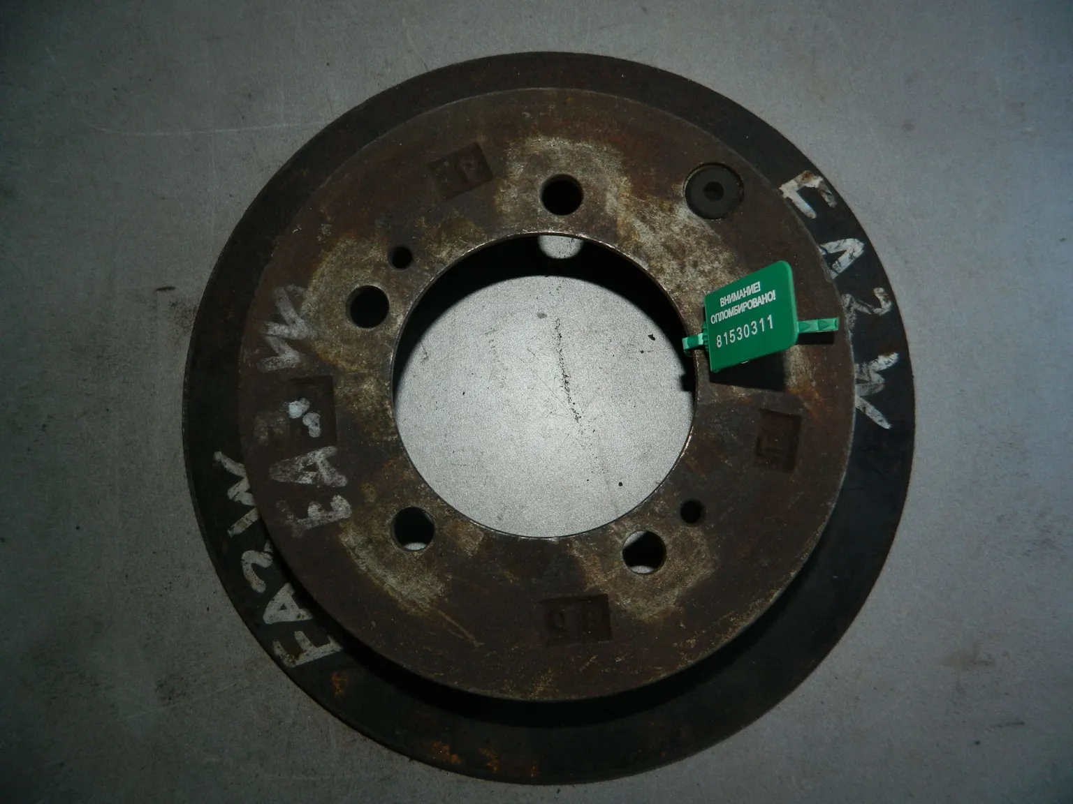 Диск тормозной MITSUBISHI LEGNUM EA3W Зад (Контрактный) 81530311