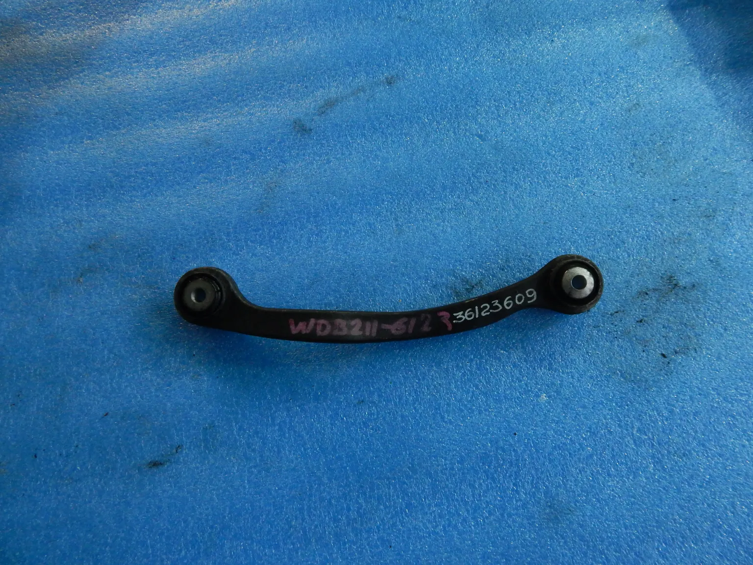 Рычаг подвески MERCEDES-BENZ E-CLASS W211 Зад (Контрактный) 36123609