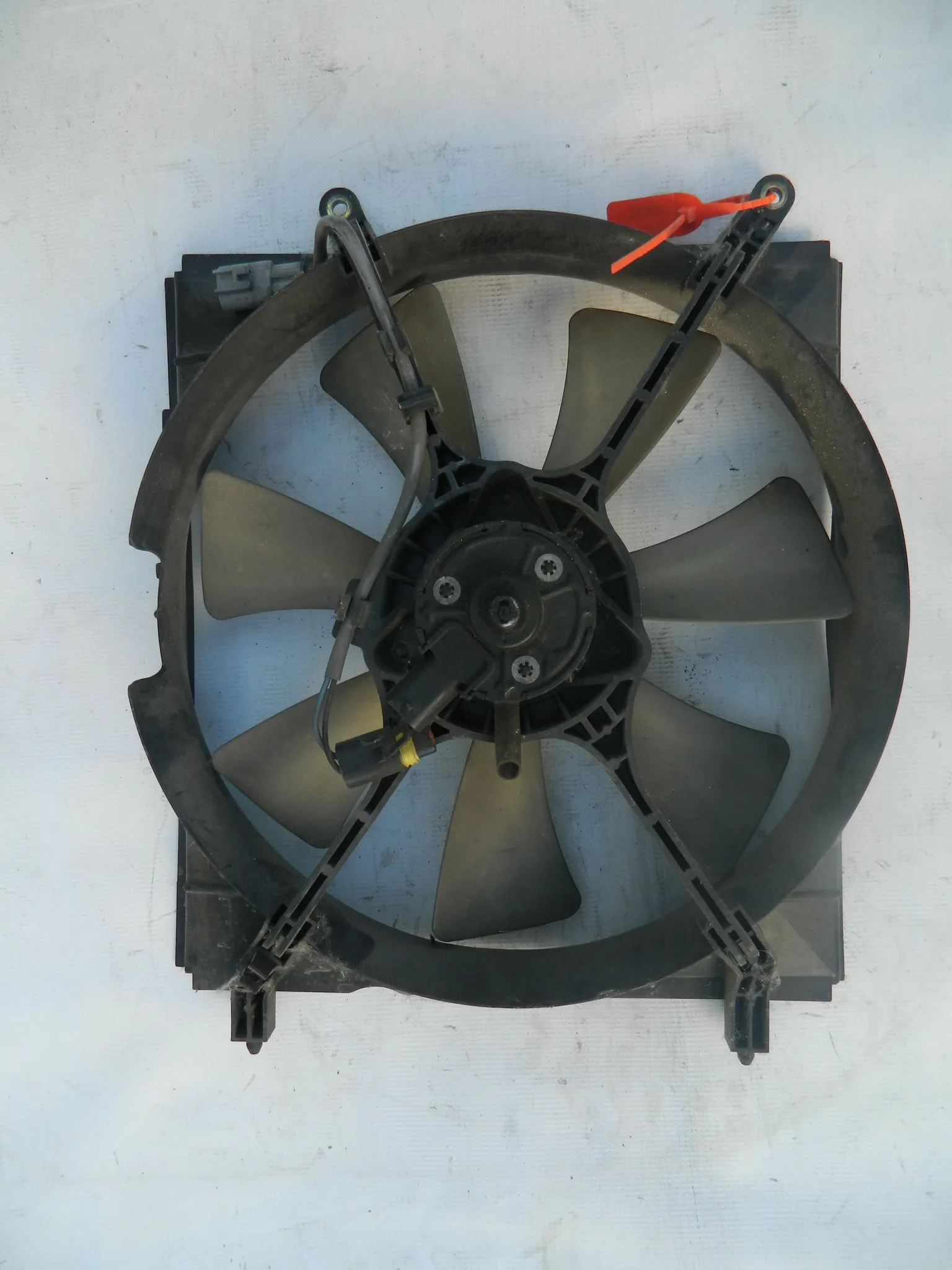 Диффузор радиатора TOYOTA MARK II WAGON QUALIS MCV20 (Контрактный) 72355307