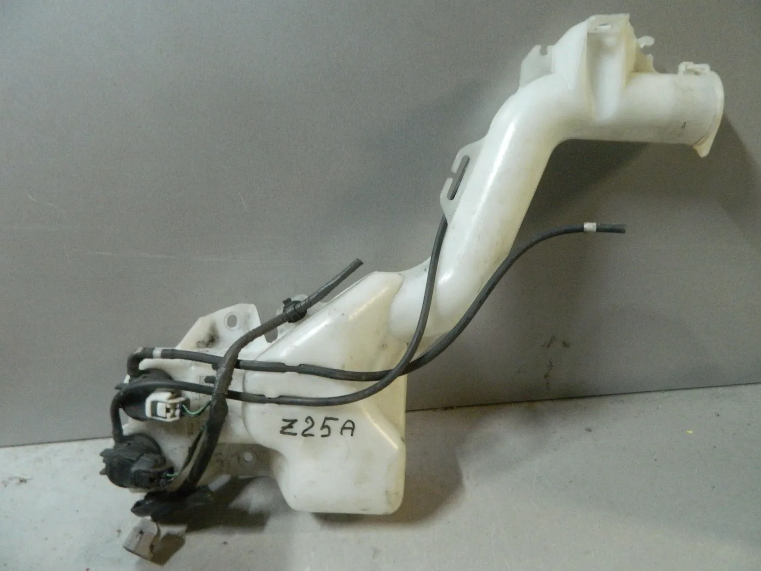 Бачок омывателя MITSUBISHI COLT Z25A (Контрактный) 79591918