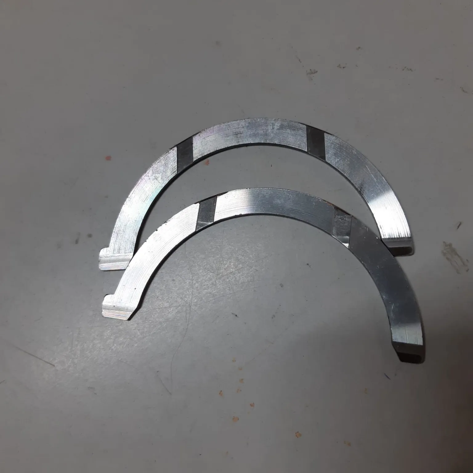 Полукольца коленвала HYUNDAI 210214A920 HYUNDAI Grand Starex (не комплект)