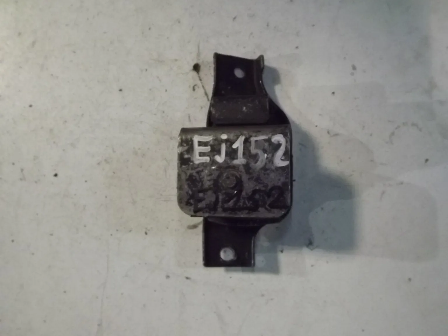 Подушка двигателя SUBARU 41022EA000 K3 SUBARU IMPREZA GG3 EJ15 (Контрактный) 1